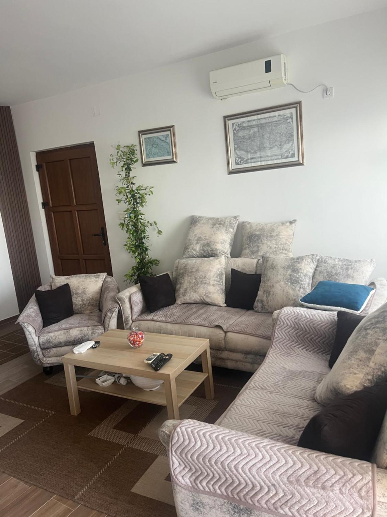 Villa Ladera Lapcici Budva Eksteriør bilde